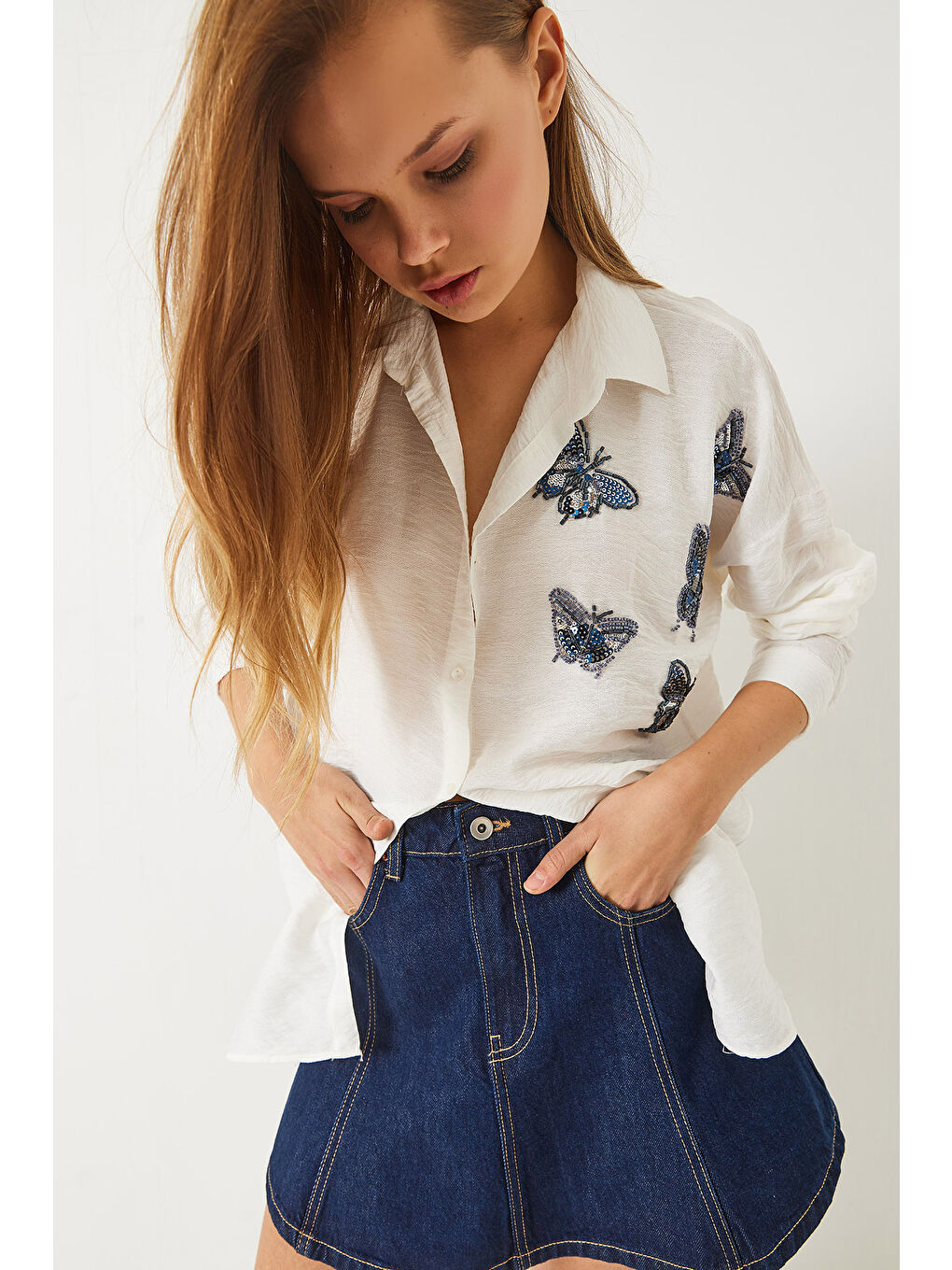 Beyaz Kadın Kelebek Boncuk Taş İşlemeli Aerobin Oversize Gömlek-2