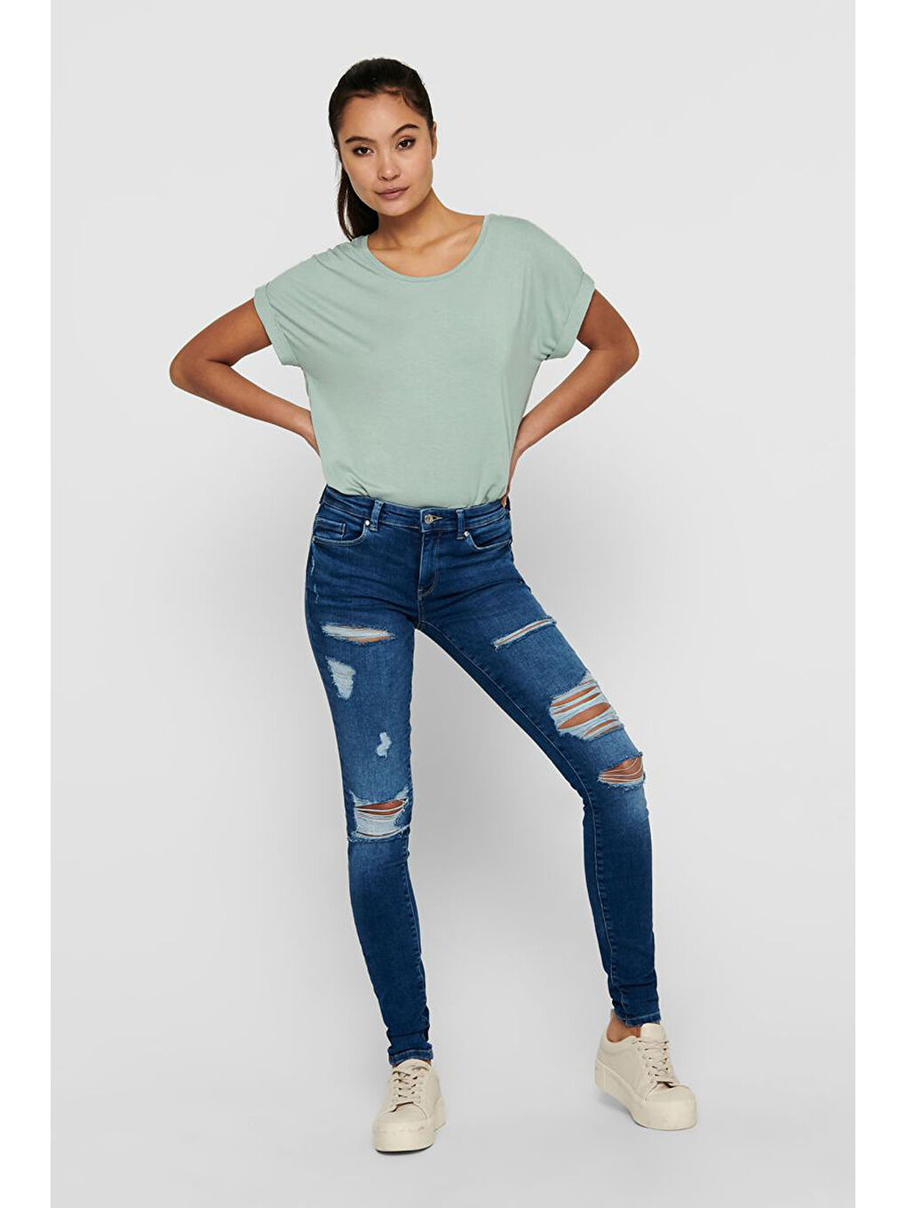 Yeşil Regular Fit Bisiklet Yaka Onlmoster Kadın T Shirt 15106662-1