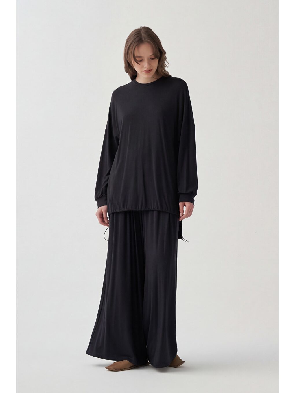 Siyah-Stoper Detaylı Tunik-1