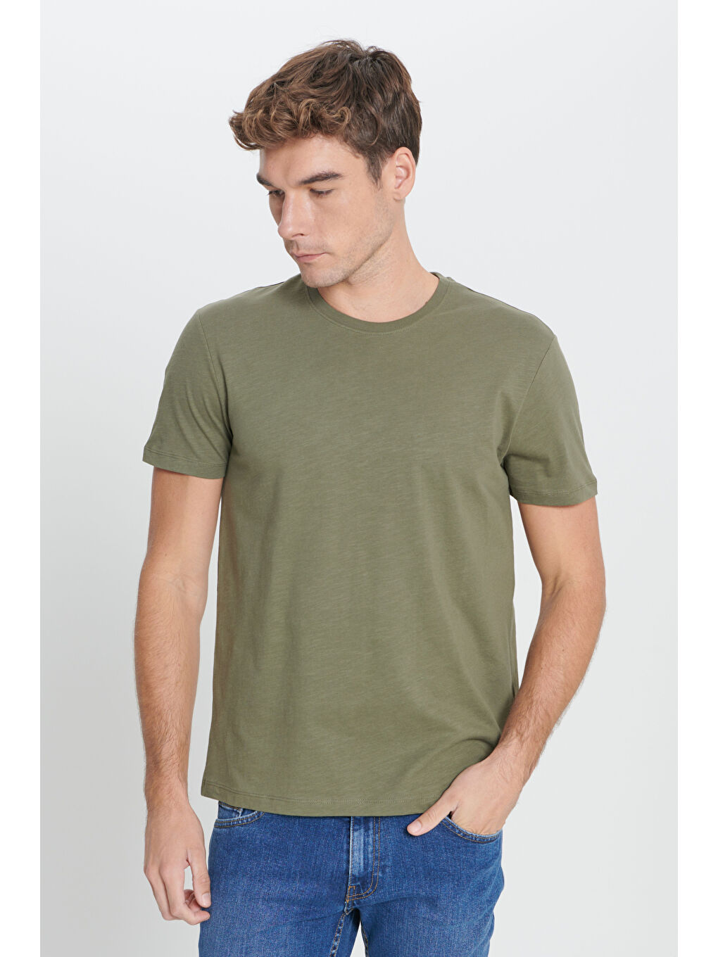 Erkek Haki Slim Fit Dar Kesim %100 Pamuk Bisiklet Yaka Tişört-4