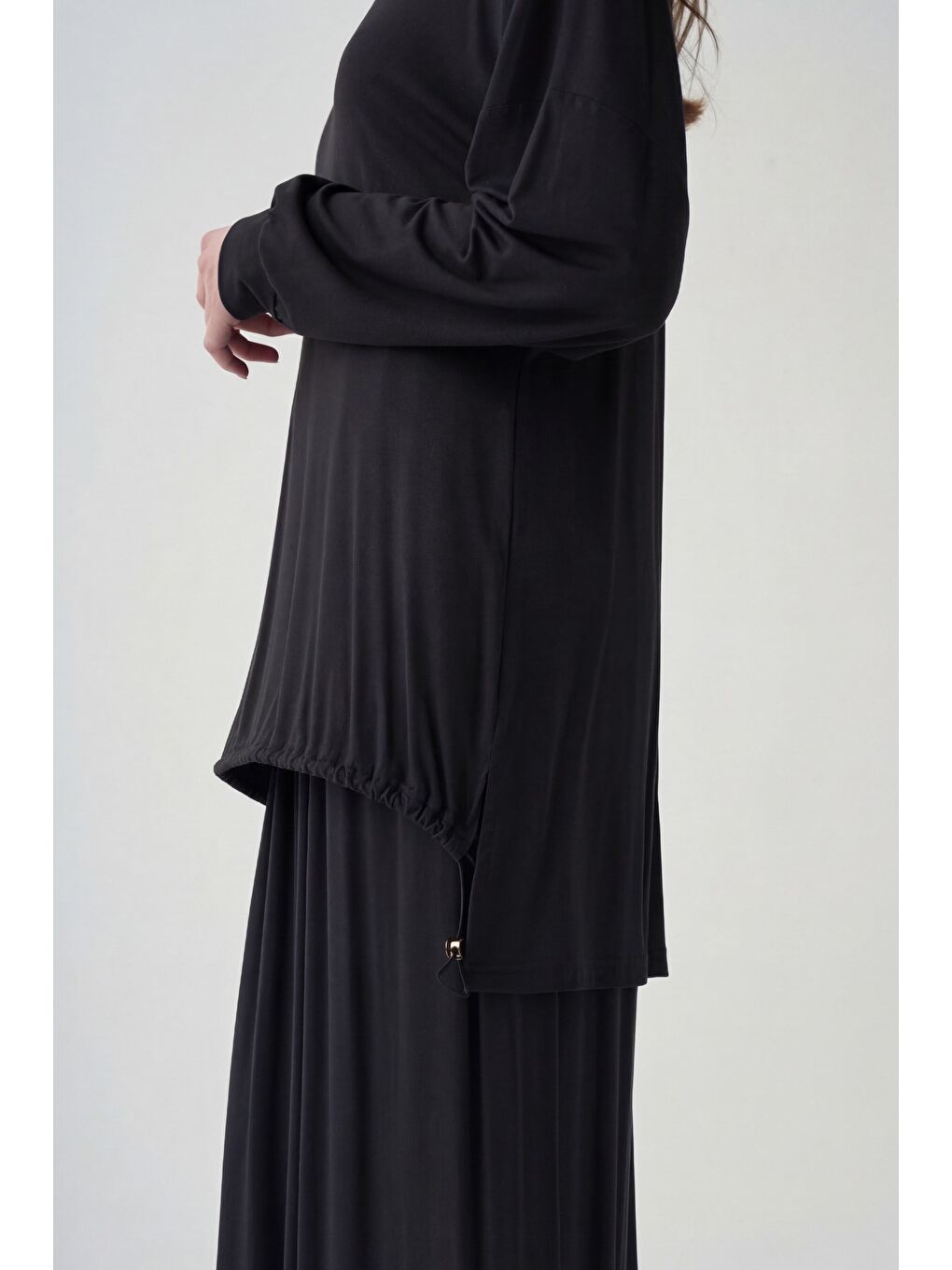 Siyah-Stoper Detaylı Tunik-3