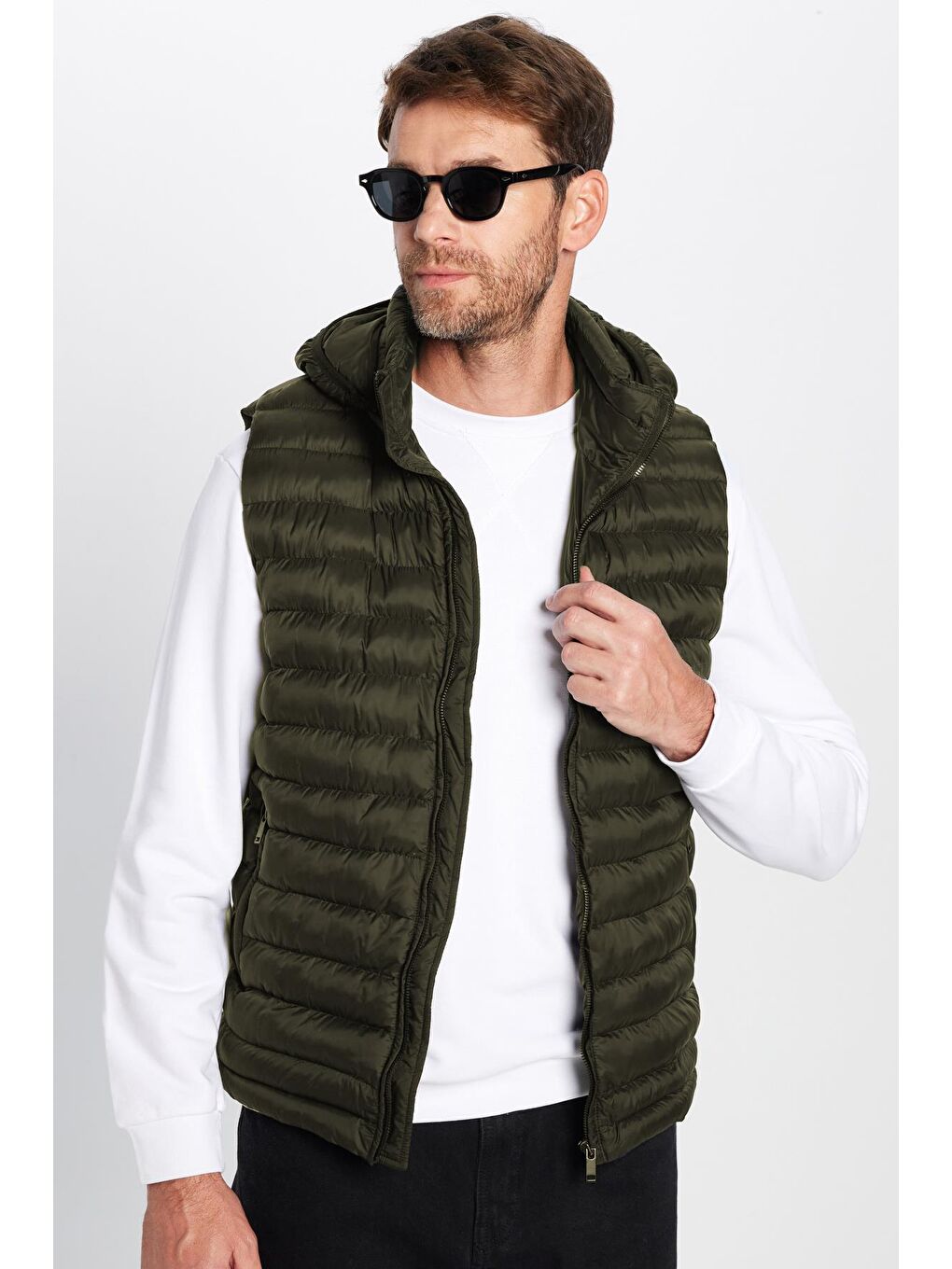 Haki Erkek Slim Fit Dar Kesim Astarlı Rüzgar Geçirmez Cepli Çıkarılabilir Kapüşonlu Şişme Yelek