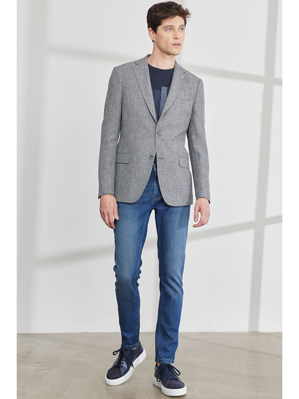 Erkek Gri Slim Fit Dar Kesim Mono Yaka Armürlü Ceket-3