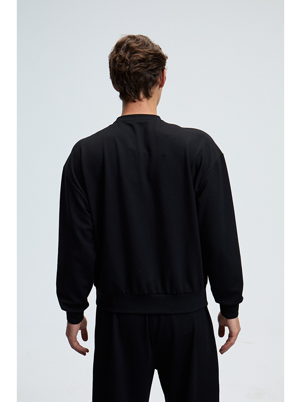 Vıento Erkek Bisiklet Yaka Uzun Kollu Regular Fit Siyah Sweatshirt-7