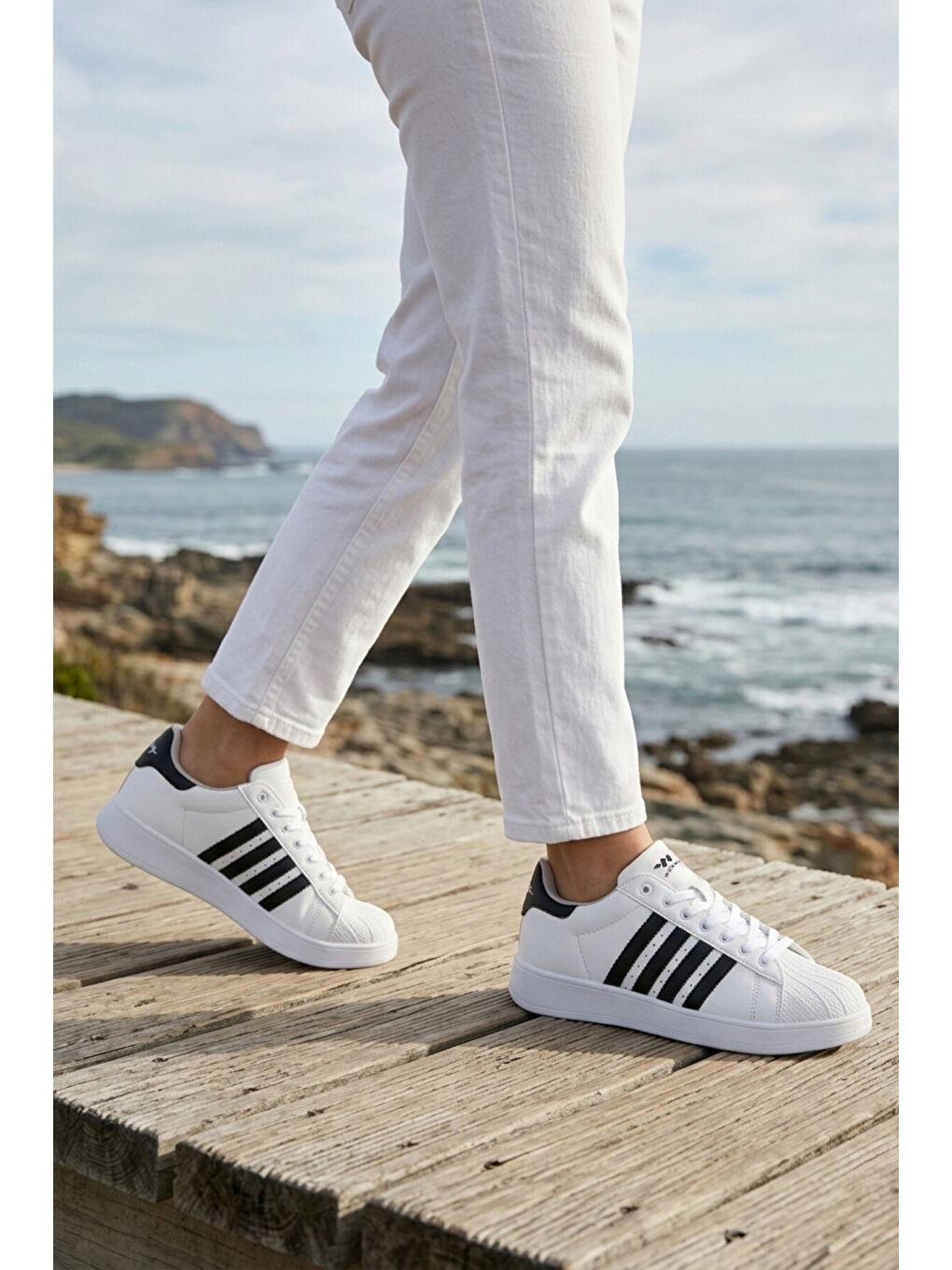 Beyaz Siyah Bağcıklı Cilt Hafif Unisex Spor Ayakkabı Senti G-2