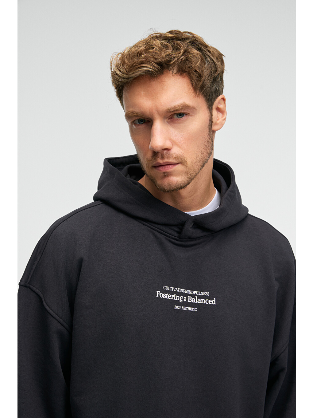Clay Erkek %100 Pamuk Kapüşonlu Çıtçıtlı Baskılı Cebi Süs Etiketli Antrasit Sweatshirt-3