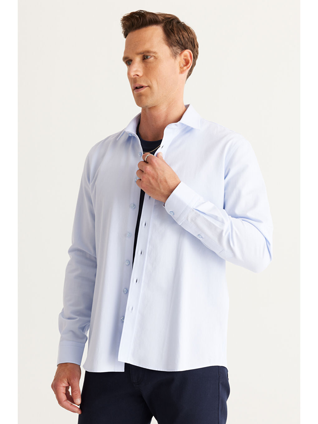 Erkek Açık Mavi Slim Fit Dar Kesim Klasik Yaka %100 Pamuk Armürlü Gömlek