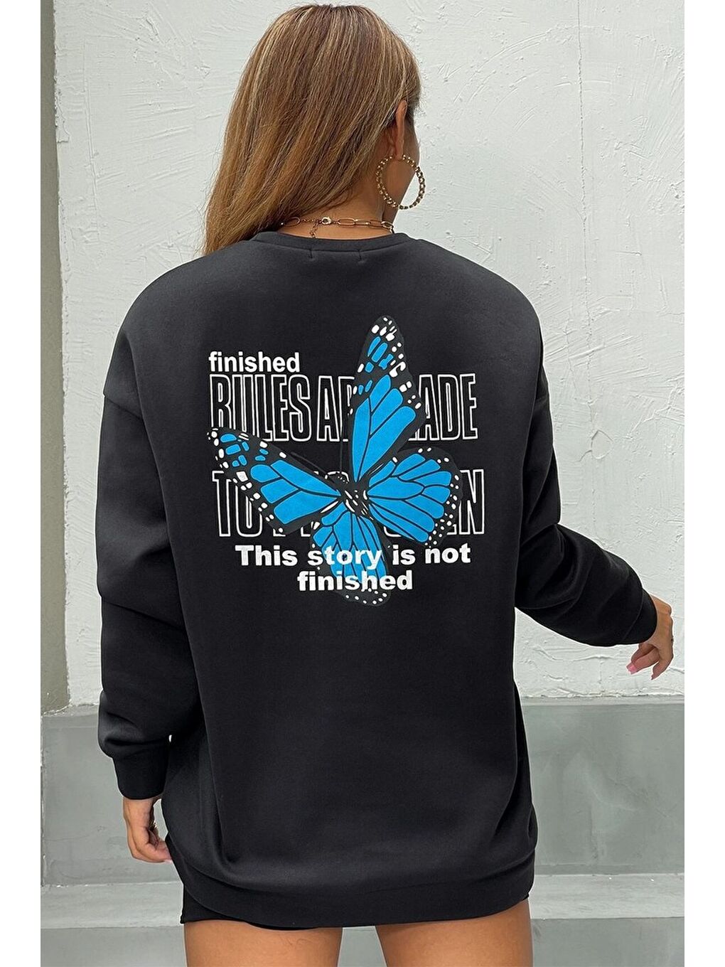 Siyah Unisex Kelebek Baskılı Bisiklet Yaka Sweatshirt