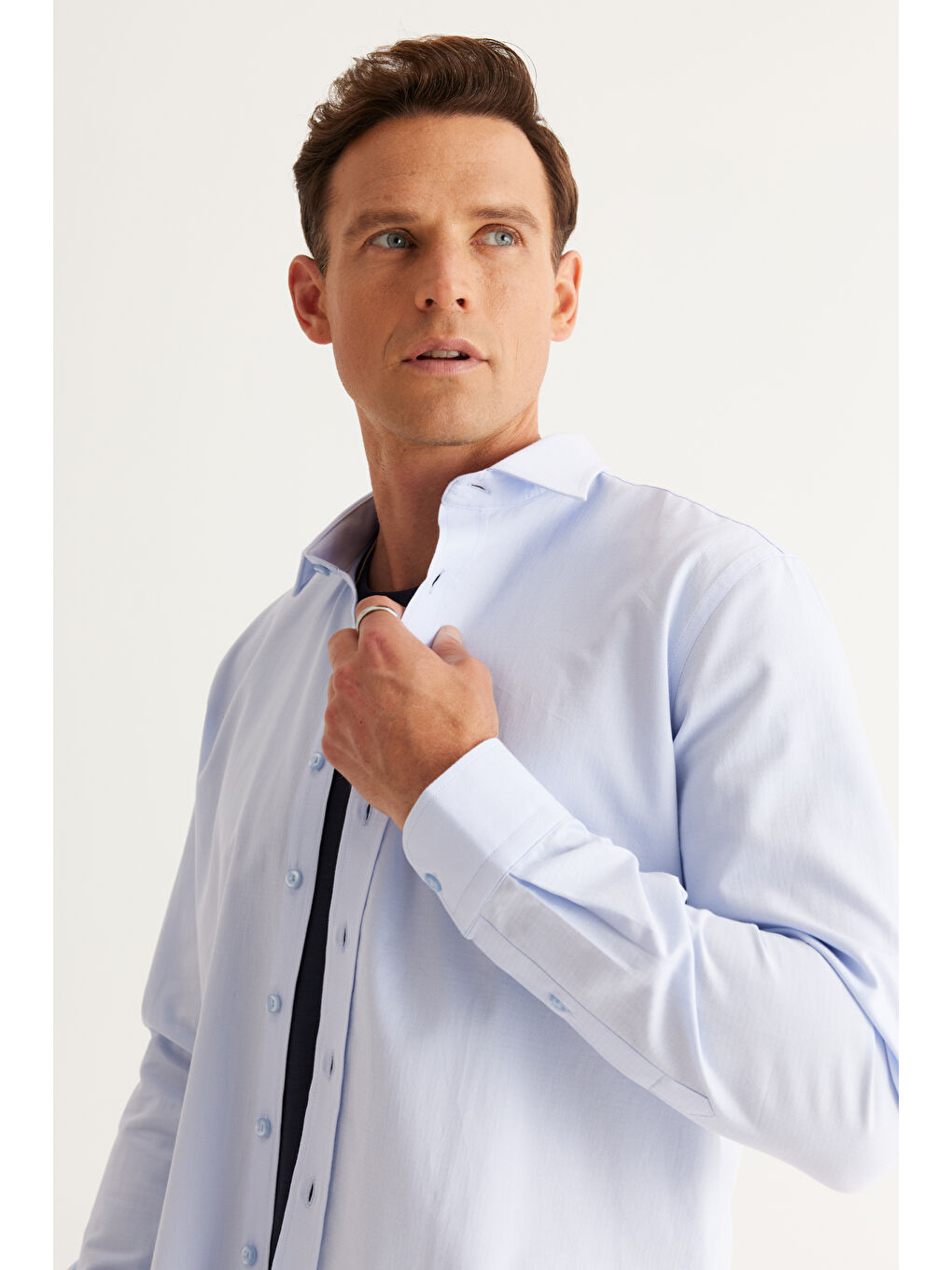 Erkek Açık Mavi Slim Fit Dar Kesim Klasik Yaka %100 Pamuk Armürlü Gömlek-2