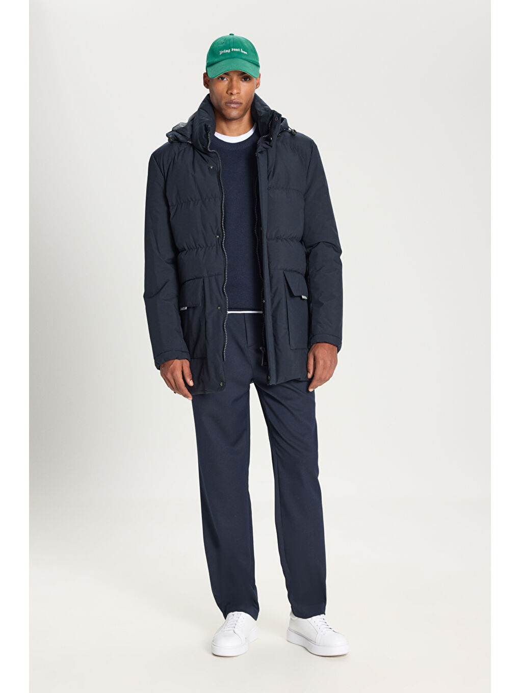 Erkek Lacivert Standart Fit Normal Kesim Çıkma Kapüşon Dik Yaka Torba Cepli Kaban-1