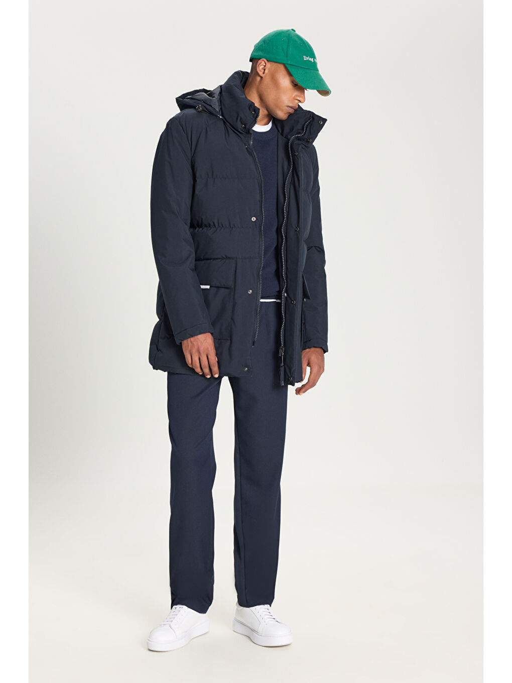 Erkek Lacivert Standart Fit Normal Kesim Çıkma Kapüşon Dik Yaka Torba Cepli Kaban-2