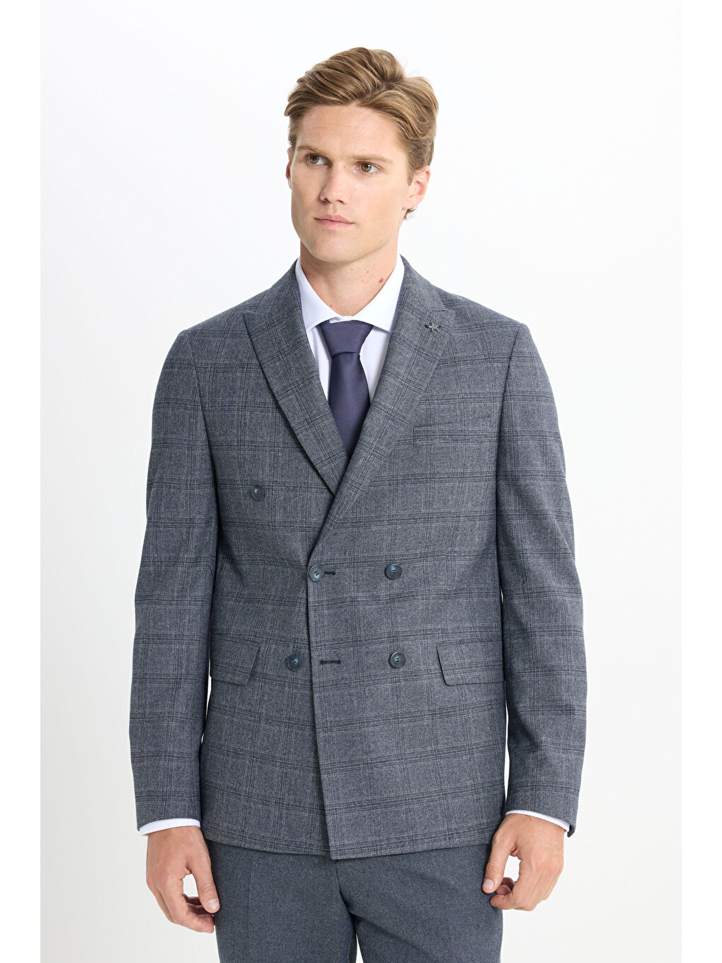 Erkek Koyu Gri Slim Fit Dar Kesim Kırlangıç Yaka Kareli Kapak Cepli Esnek Takım Elbise