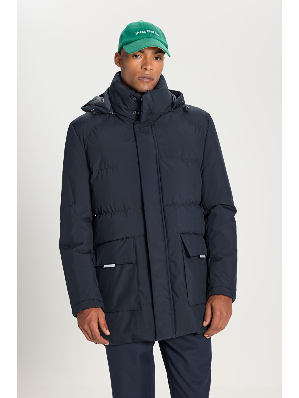 Erkek Lacivert Standart Fit Normal Kesim Çıkma Kapüşon Dik Yaka Torba Cepli Kaban-6