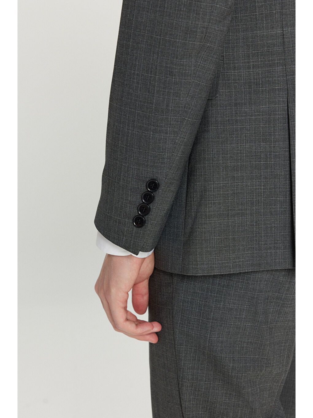 Erkek Koyu Gri Slim Fit Dar Kesim Mono Yaka Kareli Kapak Cepli Esnek Takım Elbise-5