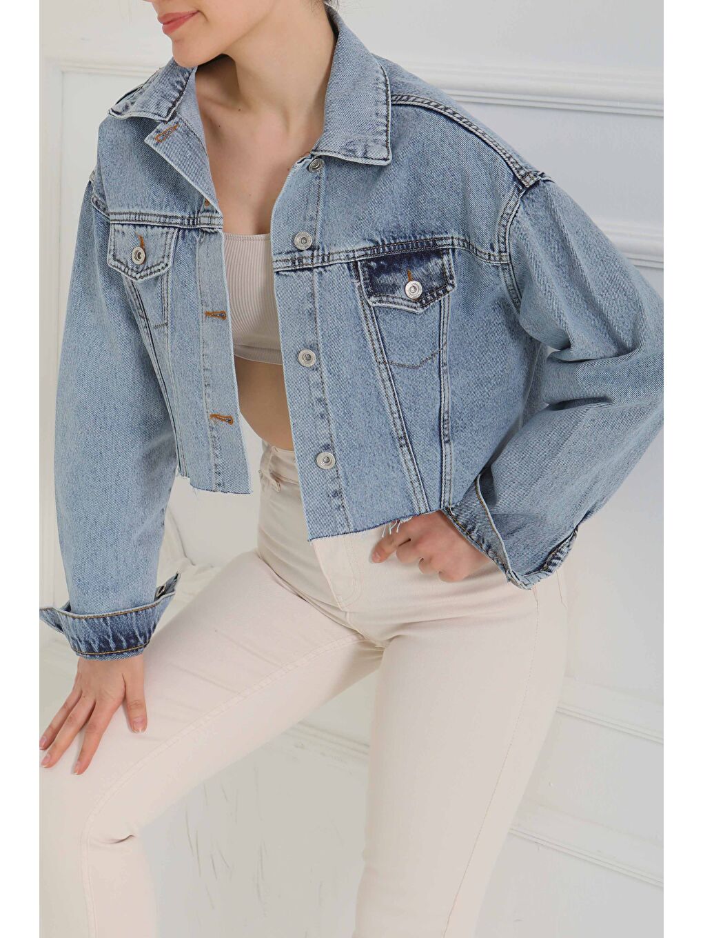 Kadın Çift Cepli Lazer Kesim Crop Jean Ceket Mavi   26582-3