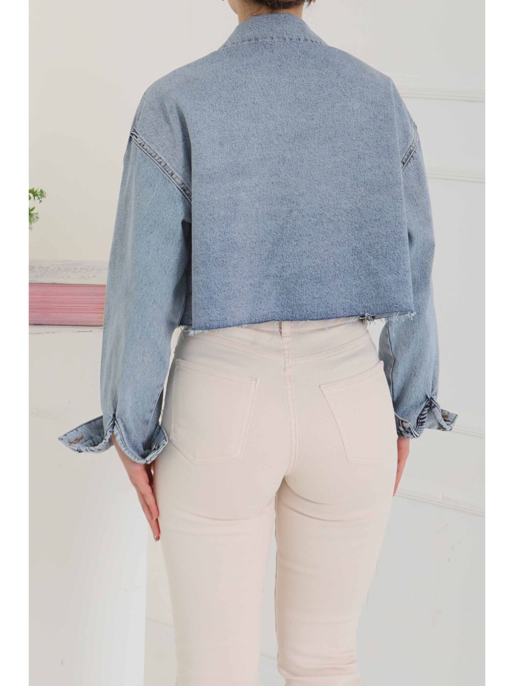 Kadın Çift Cepli Lazer Kesim Crop Jean Ceket Mavi   26582-6