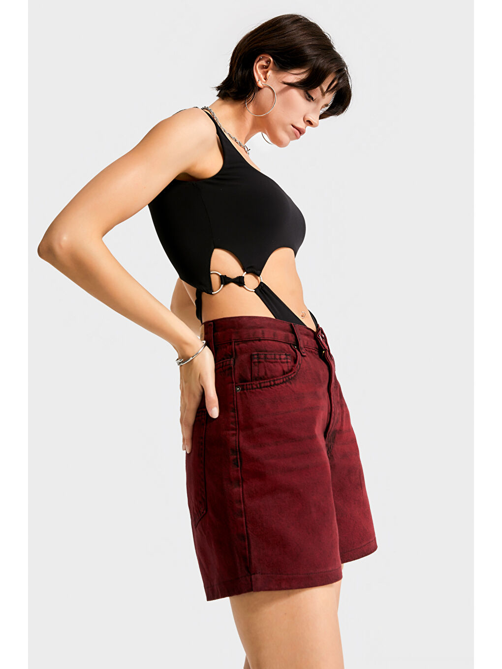 Kadın Bordo Renk 20s5-35 Midi Boy Mom Fit %100 Pamuk Denim Şort-4