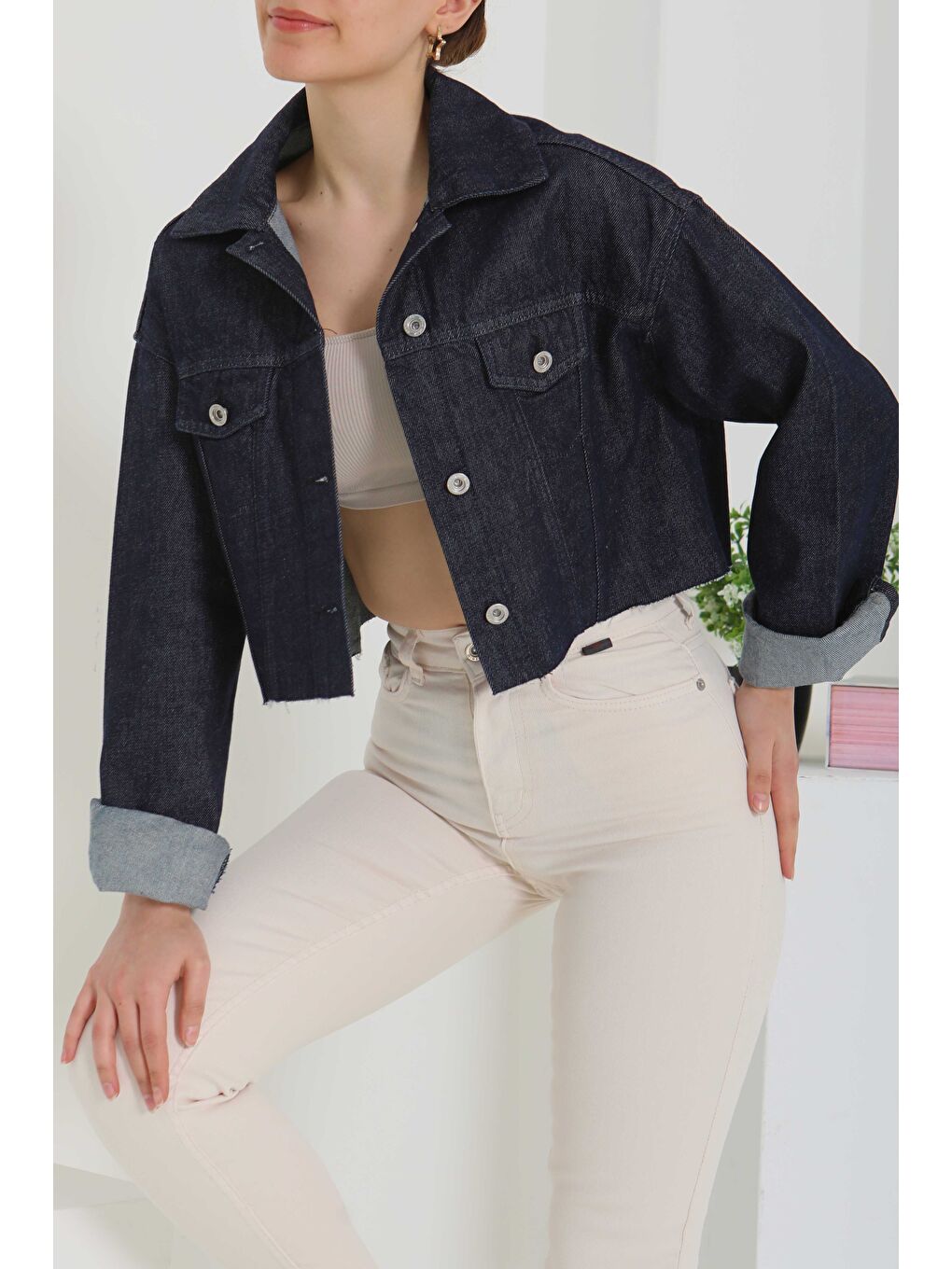 Kadın Çift Cepli Lazer Kesim Crop Jean Ceket Antrasit   26582-4