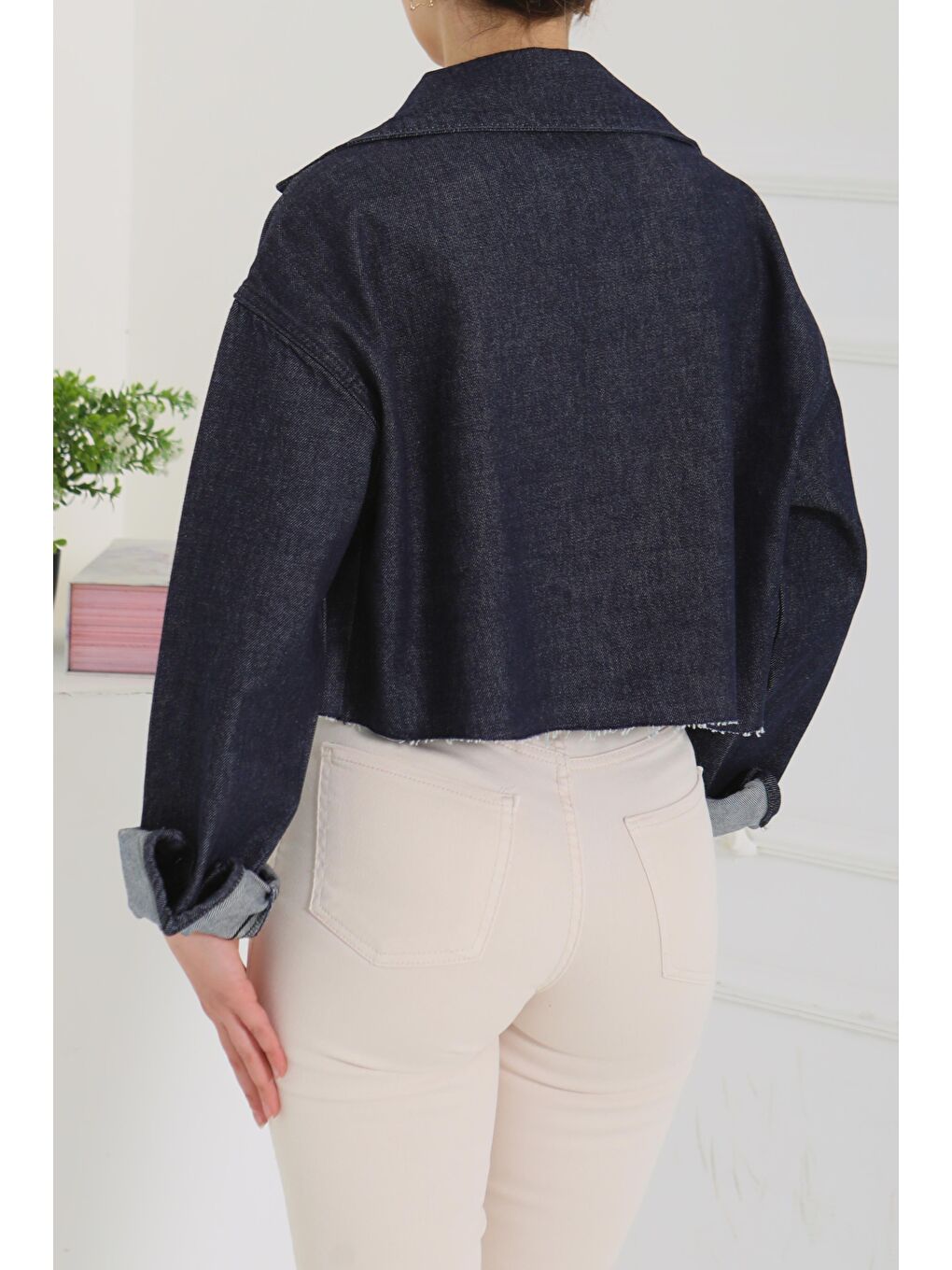 Kadın Çift Cepli Lazer Kesim Crop Jean Ceket Antrasit   26582-6