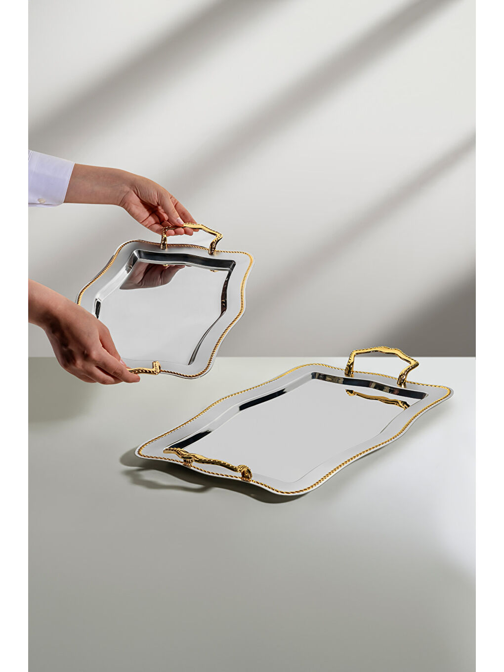 Sarı Zincir 2'li Altın Saten Çelik Tepsi Seti-2