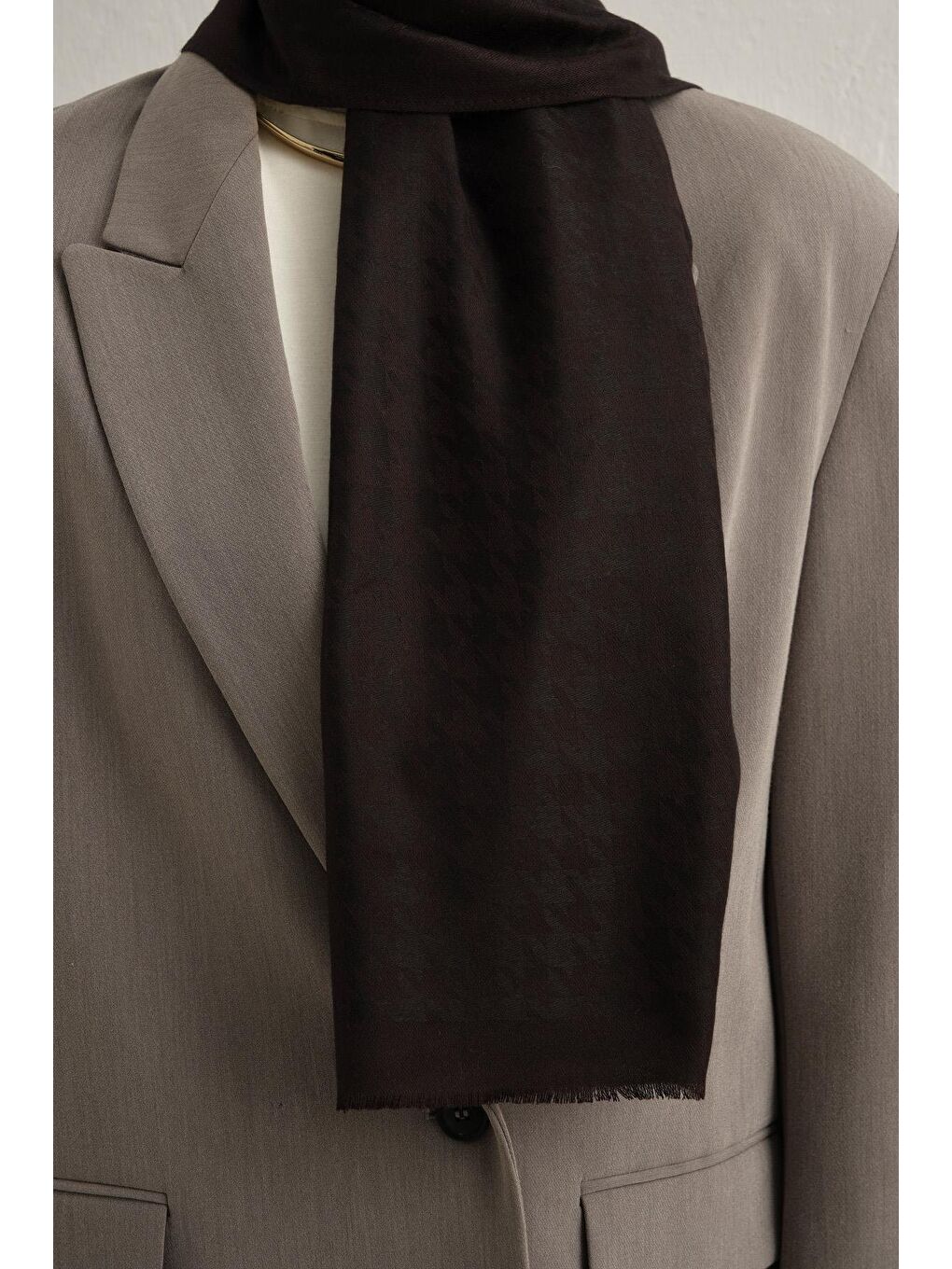 Kahverengi Viscon Kazayağı Desen Şal 05-2