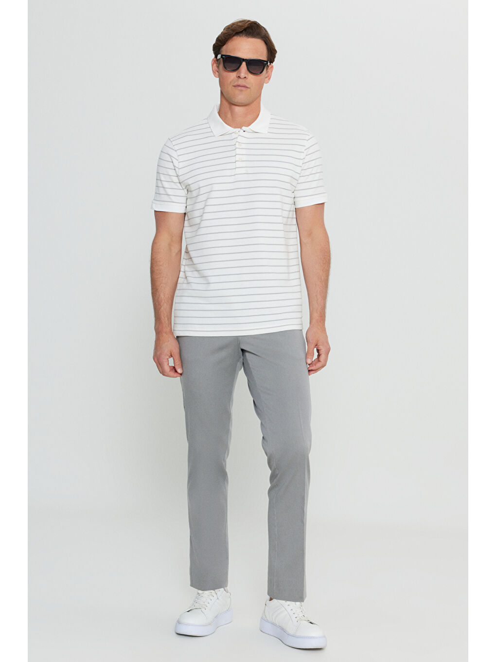 Erkek Beyaz-Gri Pamuklu Slim Fit Dar Kesim Polo Yaka Tişört-1