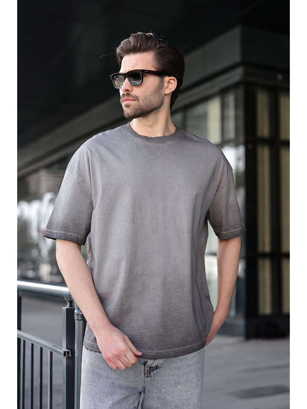 Siyah %100 Pamuklu Bisiklet Yaka Oversize Erkek Tişört E7177-1