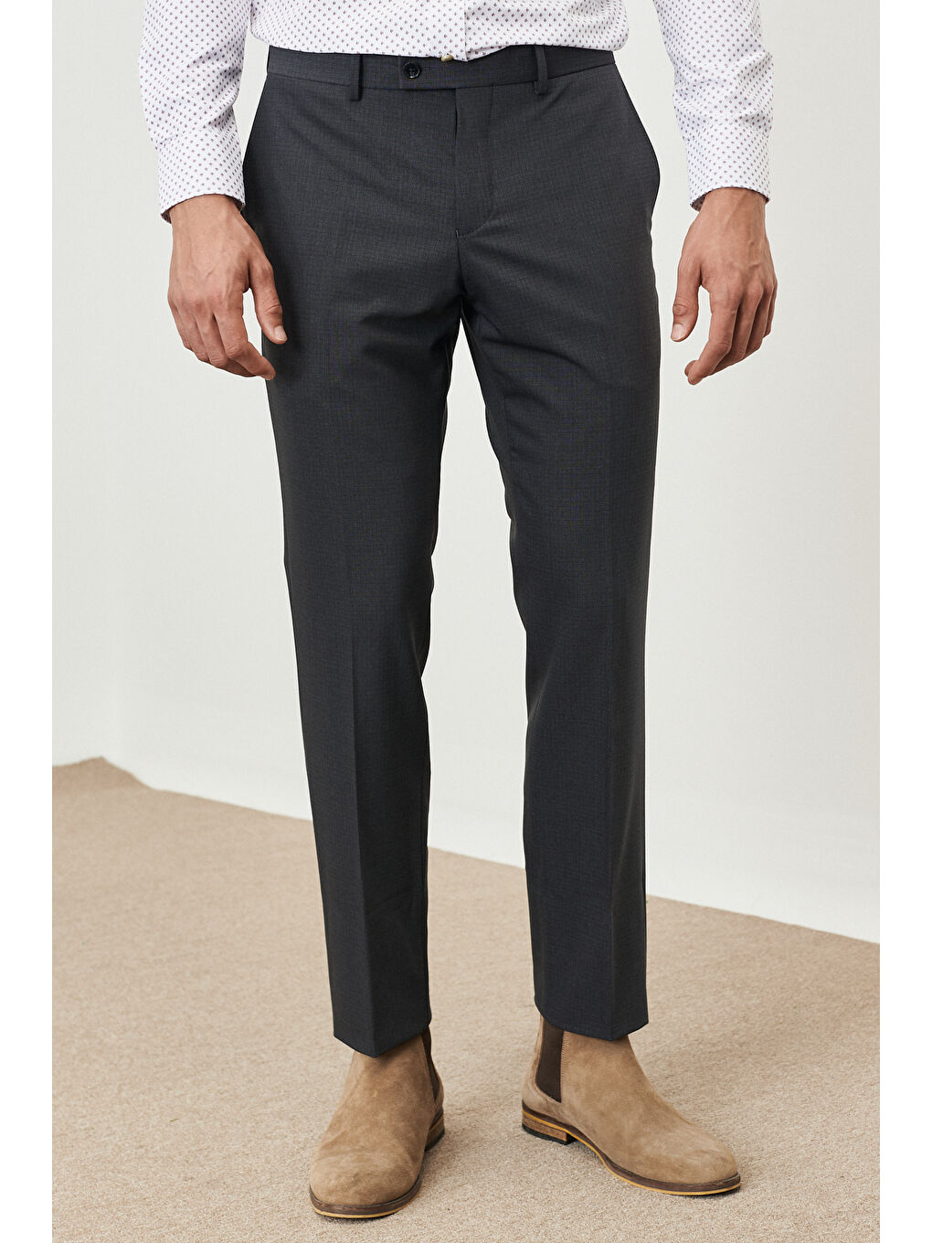 Erkek Koyu Gri Slim Fit Dar Kesim Mono Yaka Kareli Takım Elbise-4