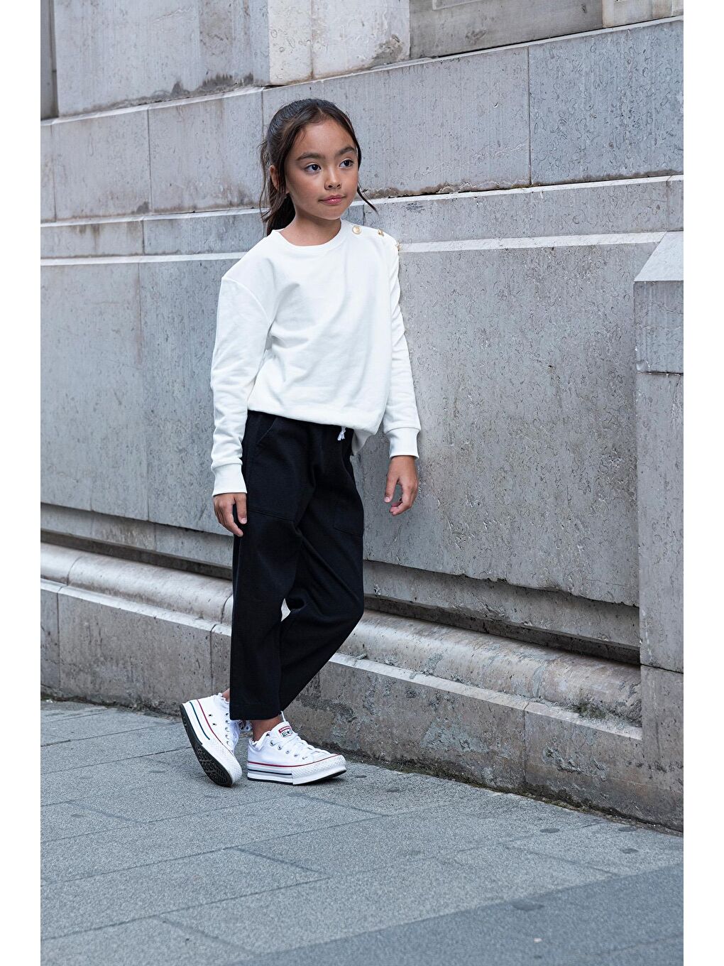 2'Li Omuz Düğmeli Bel Fırfırlı Siyah Gabardin Pantolon Takım-4