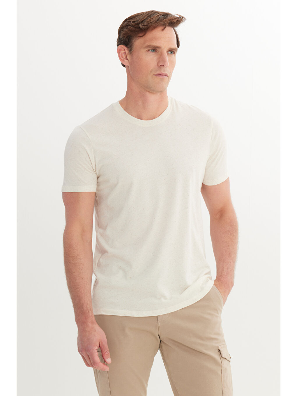 Erkek Açık Bej Slim Fit Dar Kesim Pamuklu Bisiklet Yaka Tişört-2