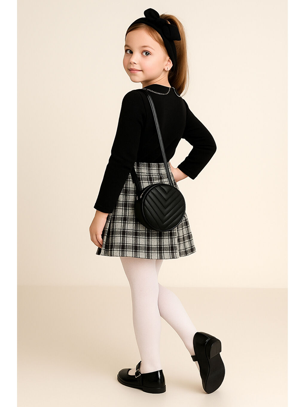 Siyah Kız Çocuk Fırfır Yakalı Bluz & Ekose Şort Etek 2 li Set Takım Ak4155-3