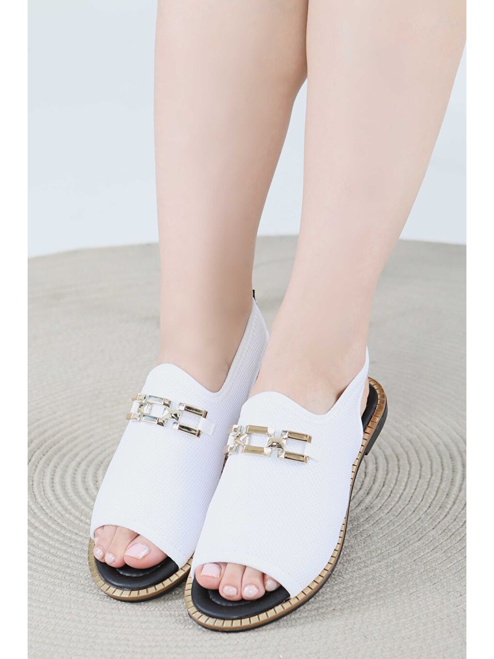 Kadın Beyaz Tokalı Sandalet - 27443-1