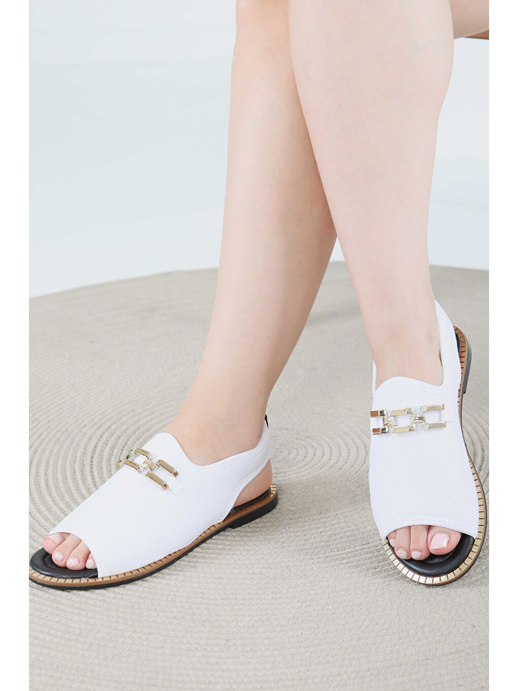 Kadın Beyaz Tokalı Sandalet - 27443-3