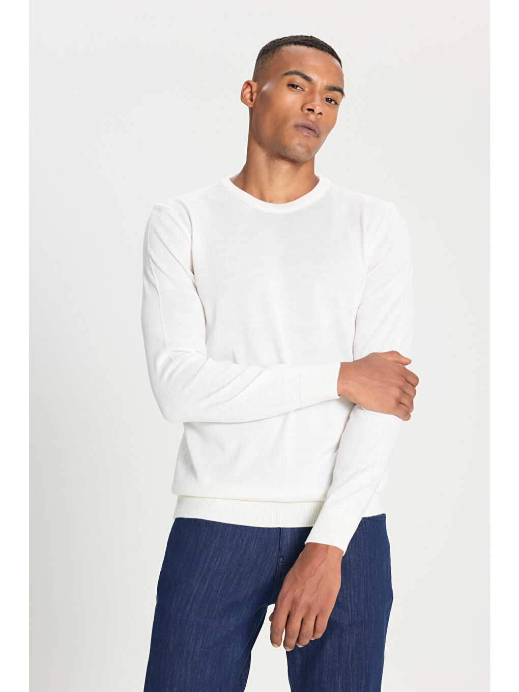 Erkek Ekru Standart Fit Normal Kesim Bisiklet Yaka Triko Kazak-2