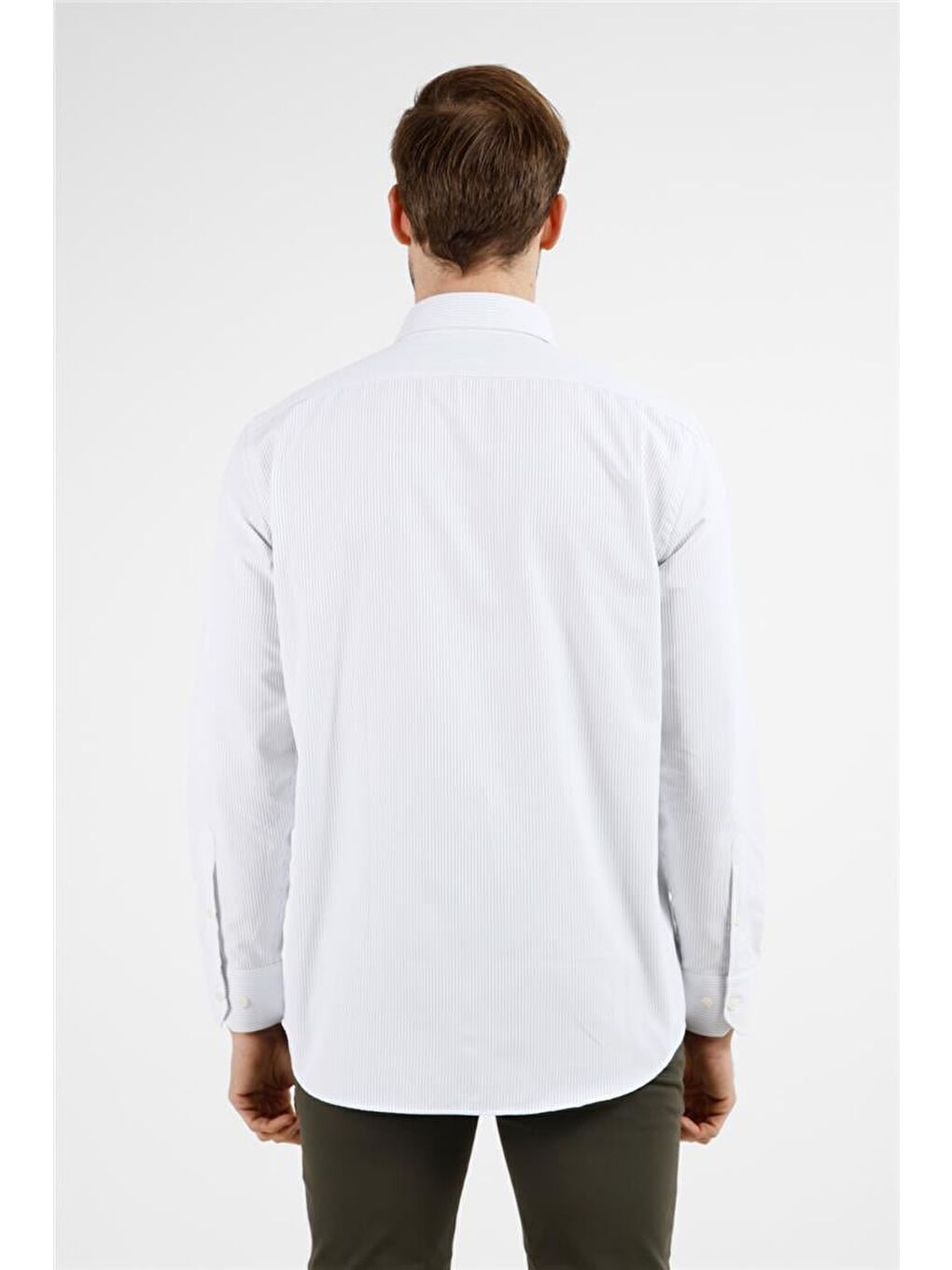 Beyaz  Sert Yaka Uzun Kol Cepli Comfort Fit Pamuklu Gömlek 1004255211-4