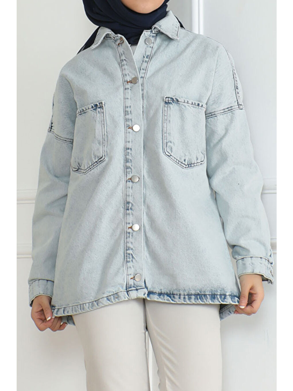 Kadın Oversize Cep Detay Jean Gömlek Ceket Buz Mavi   26571-2