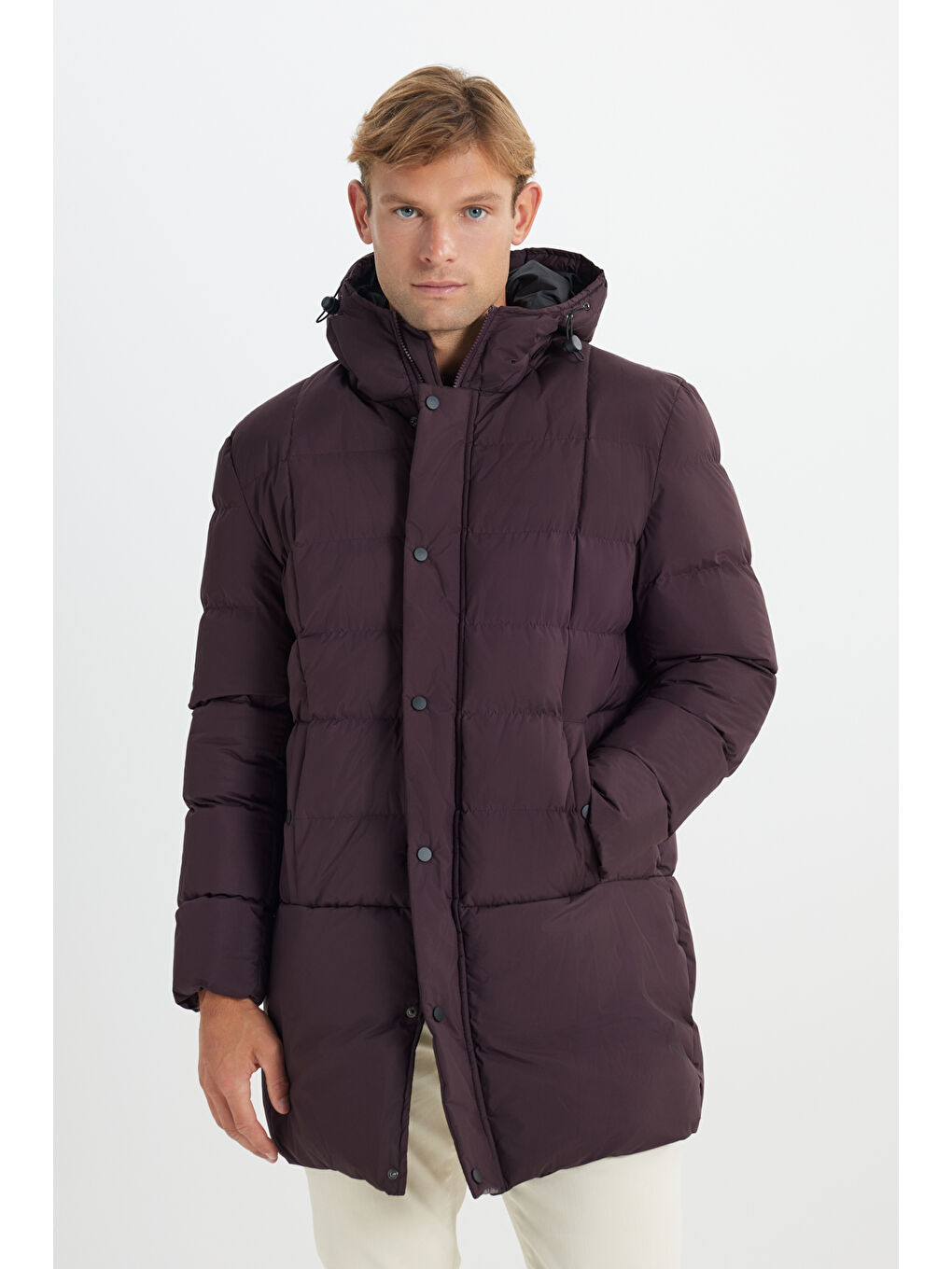 Erkek Bordo Standart Fit Normal Kesim Kapüşonlu Dik Yaka Yan Cepli Kaban-2