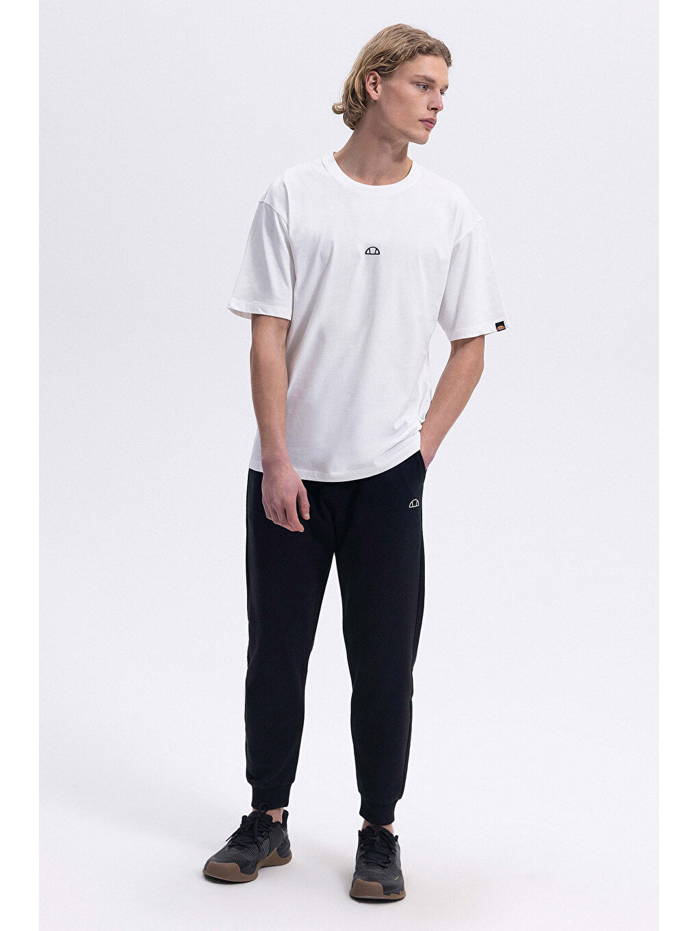 Beyaz % 100 Pamuk Regular Fit Bisiklet Yaka T Shirt EM376-OF-1