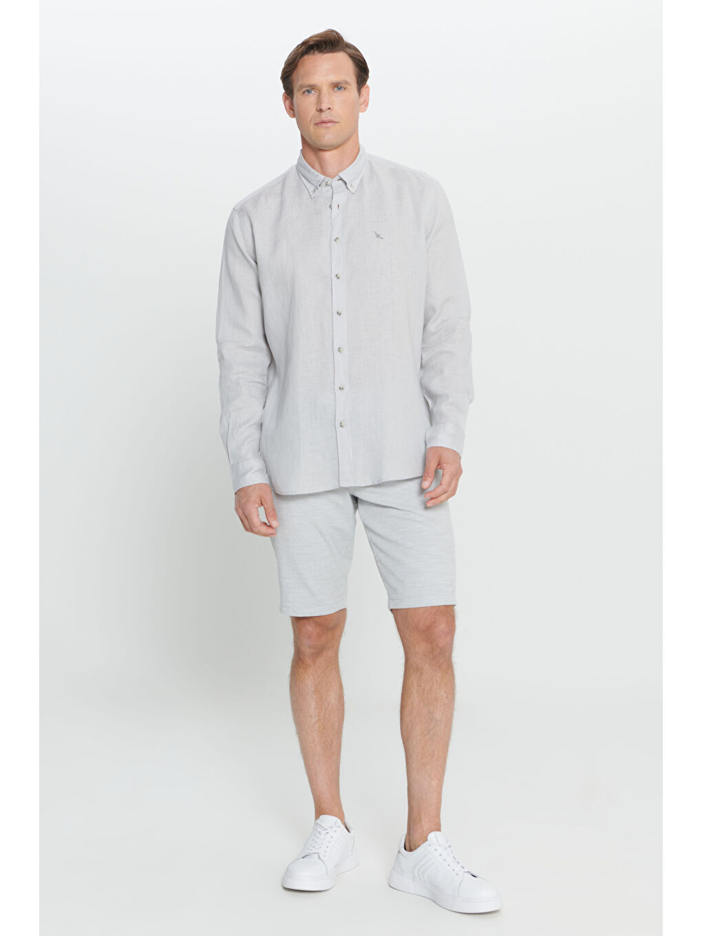 Erkek Gri Comfort Fit Rahat Kesim %100 Keten Düğmeli Yaka Gömlek-1