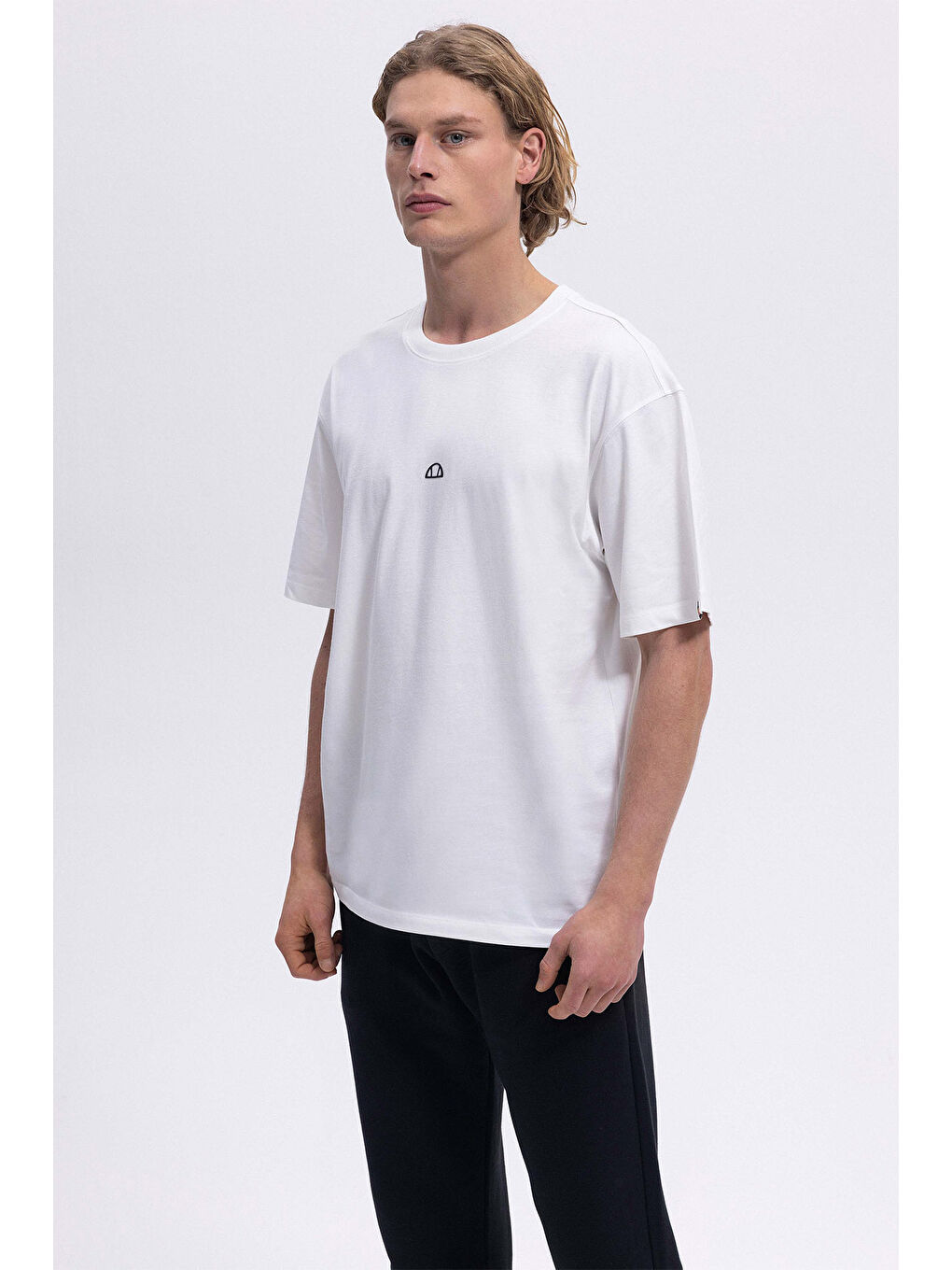 Beyaz % 100 Pamuk Regular Fit Bisiklet Yaka T Shirt EM376-OF-2