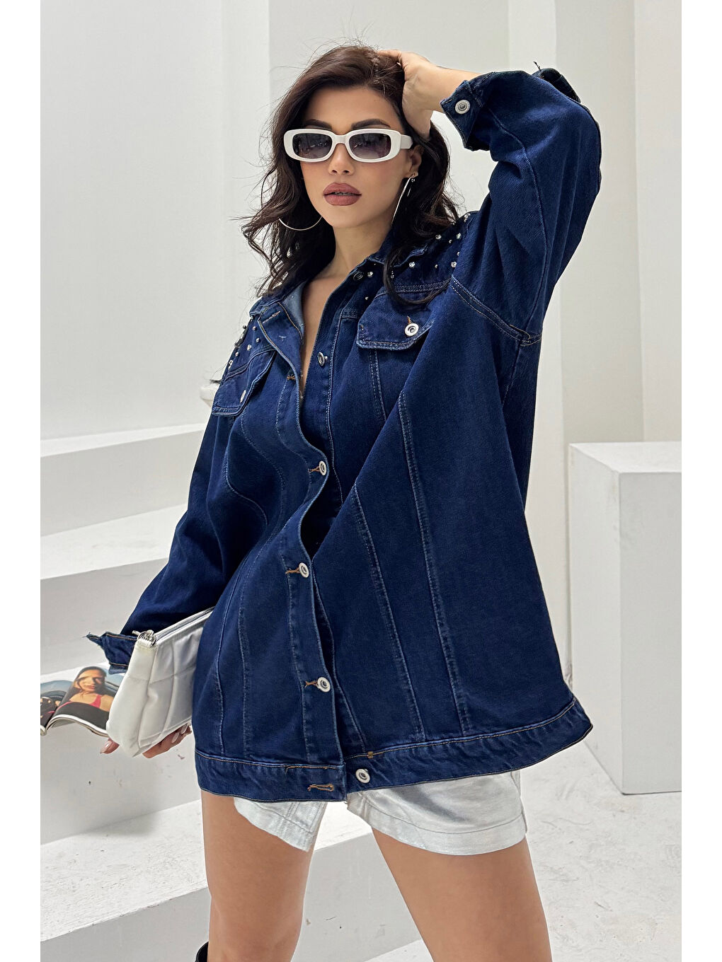 Kadın Omuz Taş Detaylı Oversize Jean Ceket Koyu Mavi   26616-3