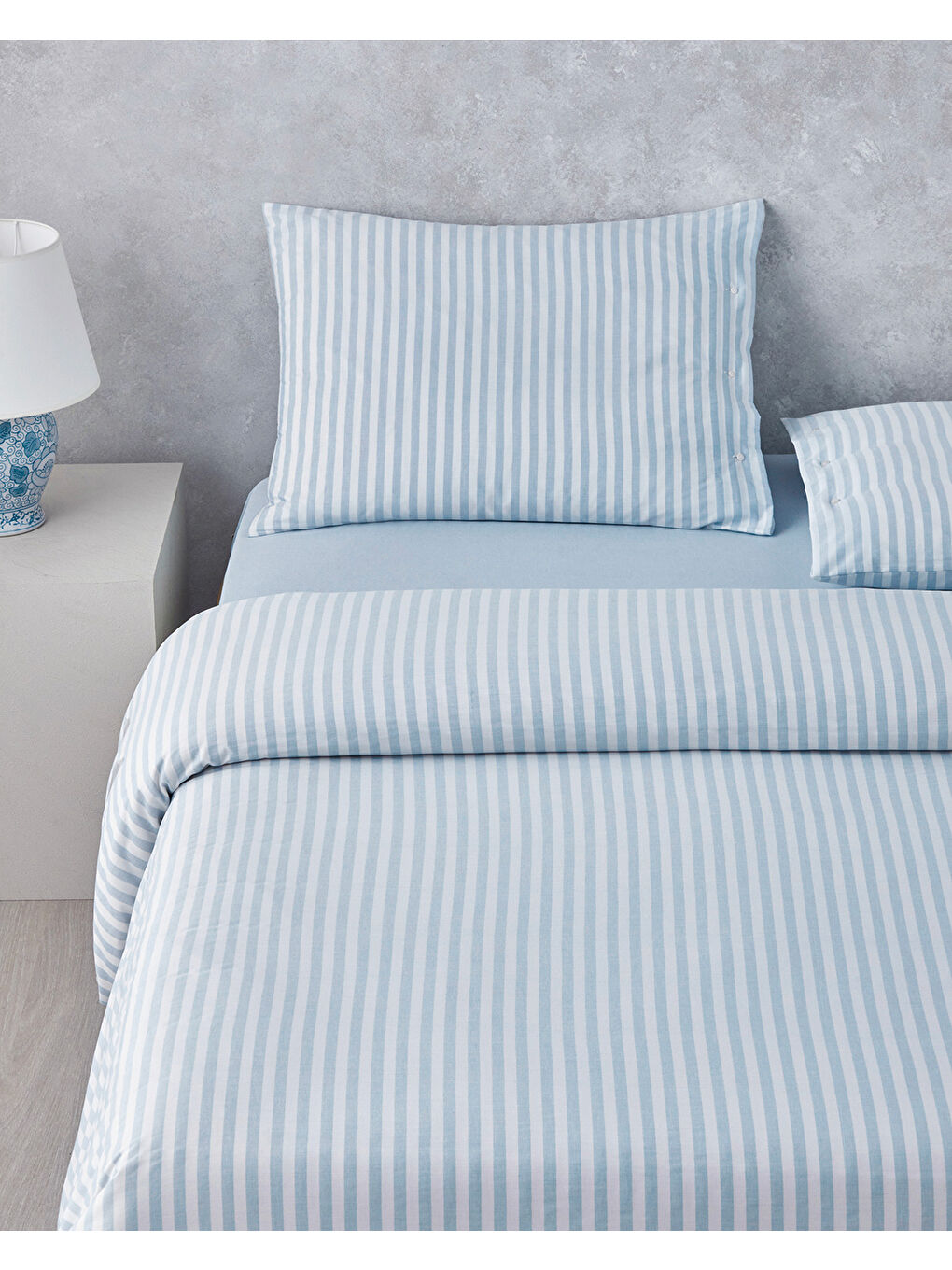 Soft Streaks İpliği Boyalı Çift Kişilik Nevresim Takımı 200x220 cm Mavi-1