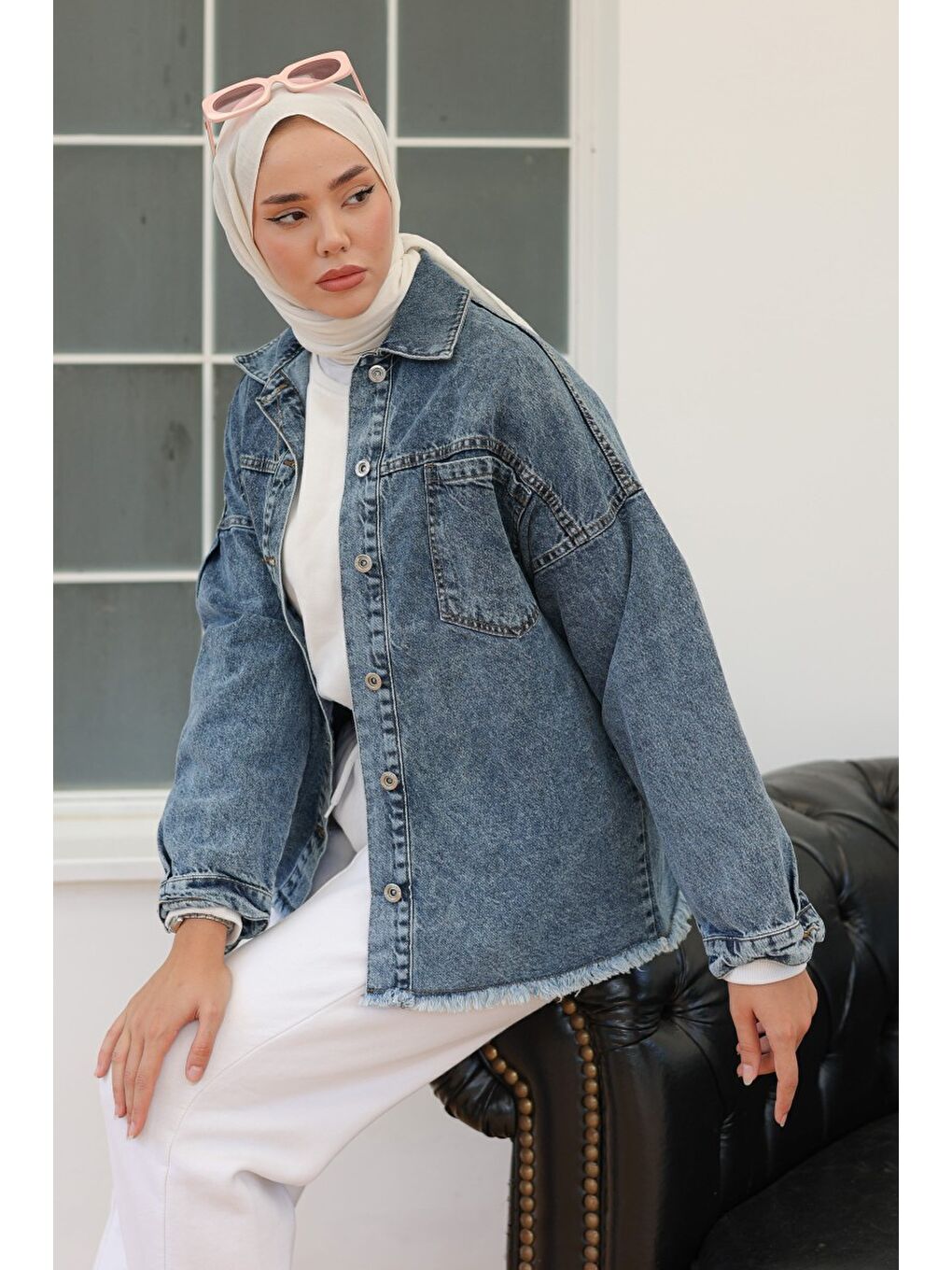 Kadın Oversize Püskül Detay Yaka Cep Jean Ceket Koyu Mavi   26580-1