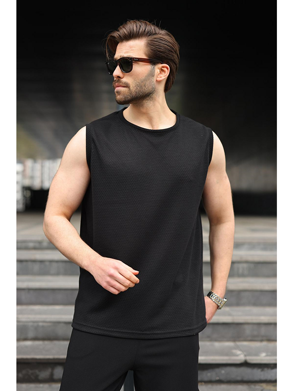 Siyah Bisiklet Yaka Jakarlı Kolsuz Erkek Tişört E7180-1