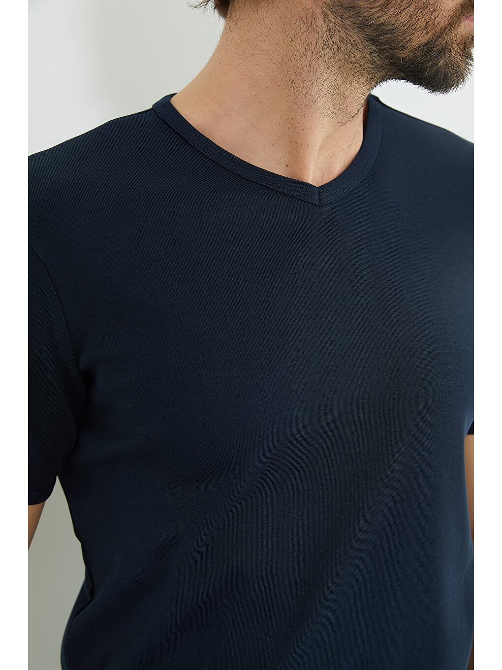Lacivert Basic Ribanalı V Yaka Tişört-4