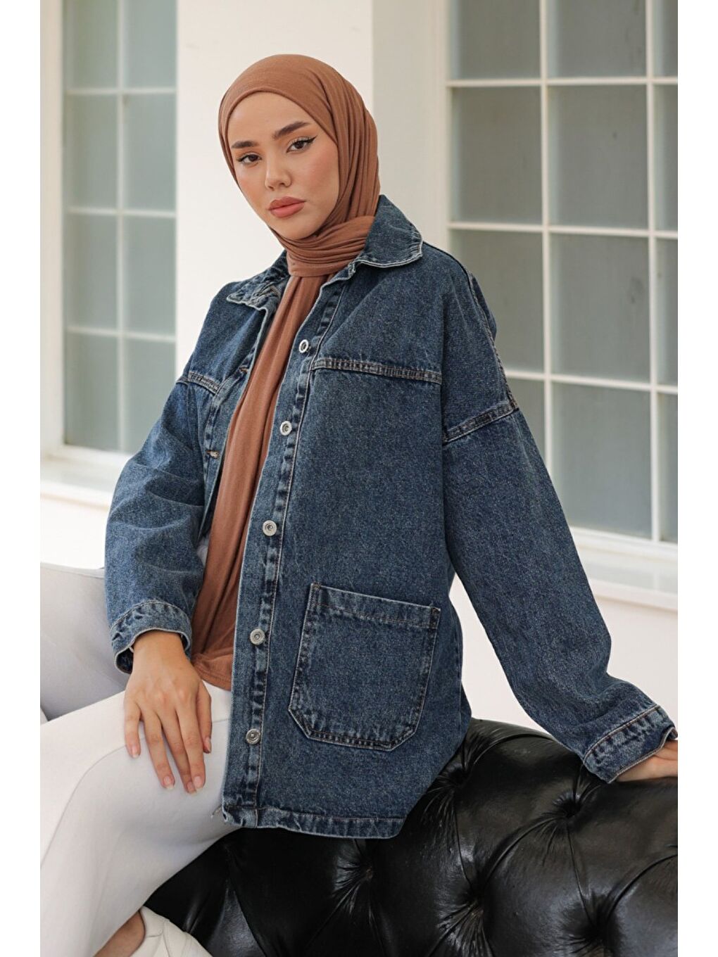 Kadın Kar Yıkama Çift Cepli Düğmeli Jean Ceket Koyu Mavi   26657-1