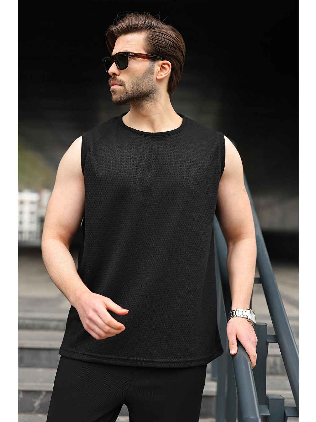 Siyah Bisiklet Yaka Jakarlı Kolsuz Erkek Tişört E7180-4