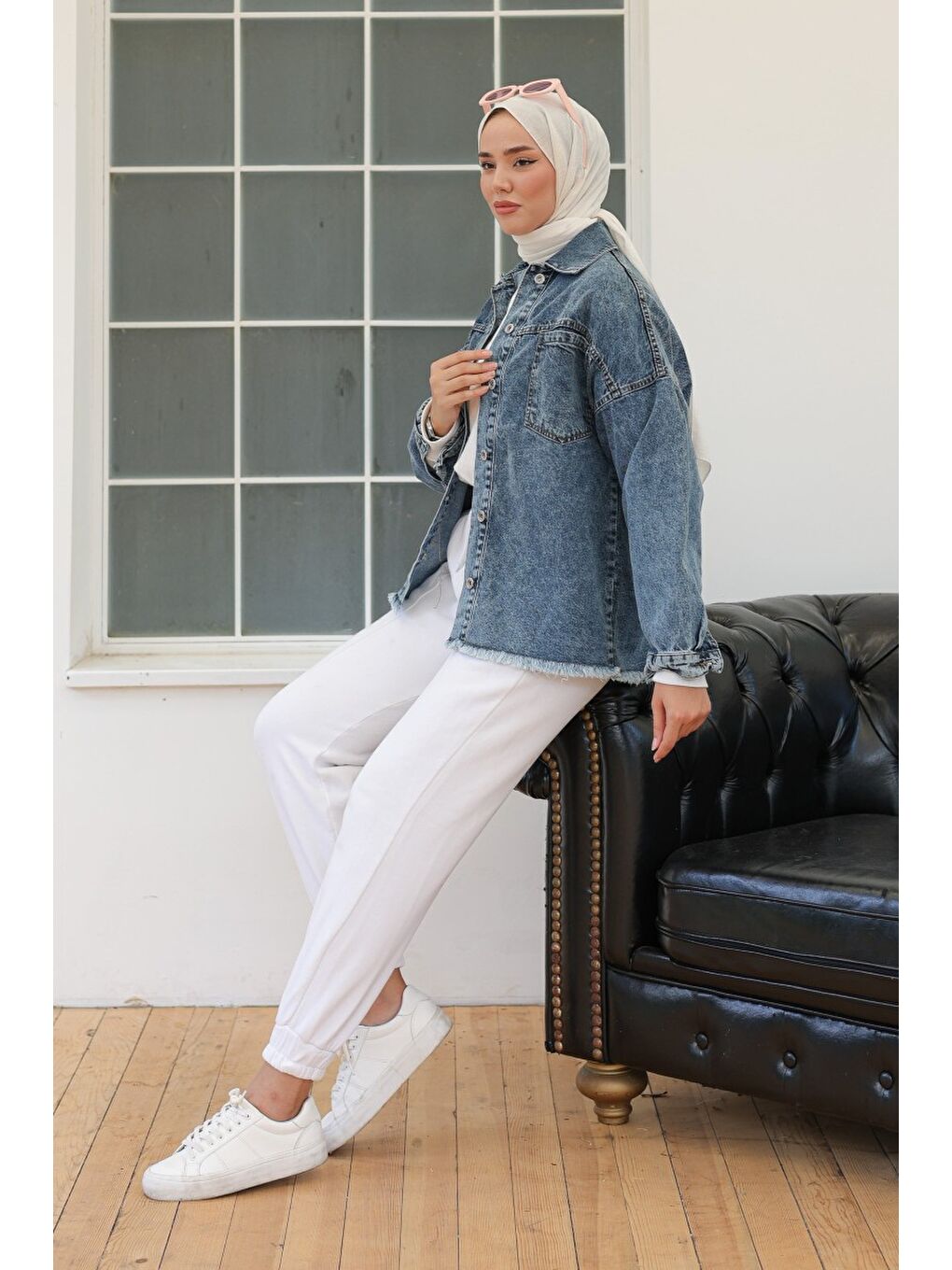 Kadın Oversize Püskül Detay Yaka Cep Jean Ceket Koyu Mavi   26580-7