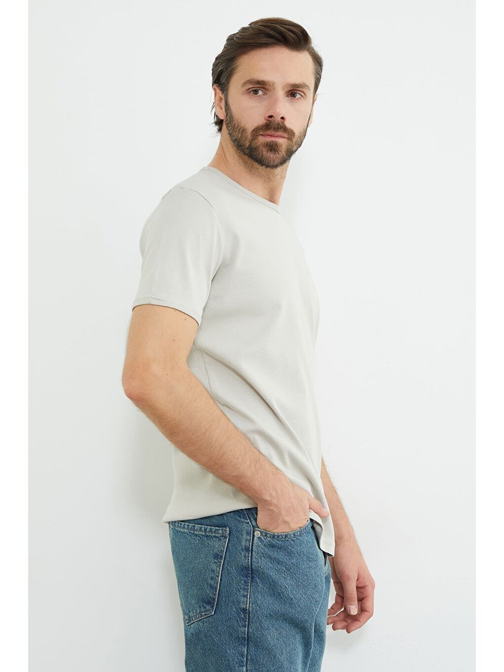 Bej Basic Ribanalı V Yaka Tişört-4