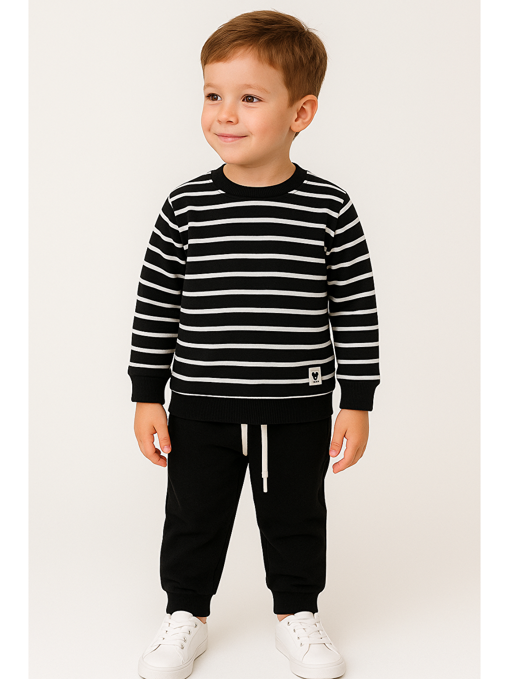 Bisiklet Yaka Çizgi Desenli Siyah Renk Erkek Çocuk Eşofman Takım